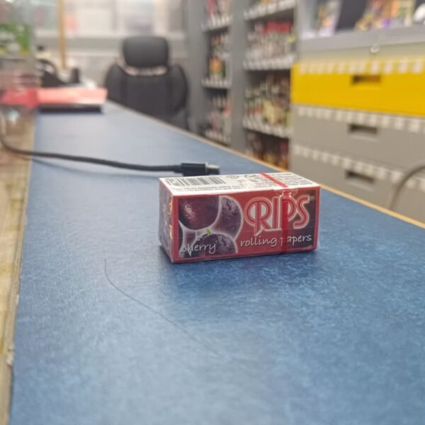 Rips Rolls Cherry Flavored Rolling Papers